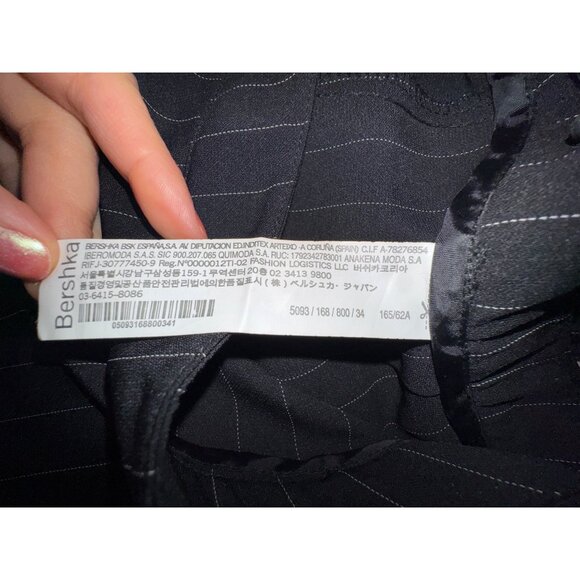 Pin Striped Black Ruffled Hem Pants By Bershka EUR 34 / USA 2 Small Classic Cute - Picture 8 of 9